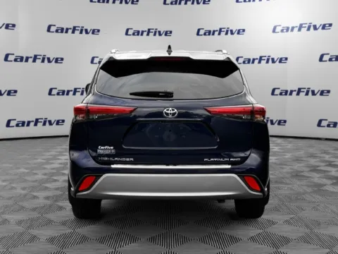 More photos of 2020 Toyota Highlander Platinum at CarFive Plaistow, NH, NH