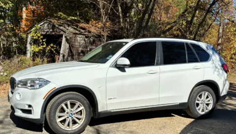 More photos of 2014 BMW X5 xDrive35i at CarFive Plaistow, NH, NH