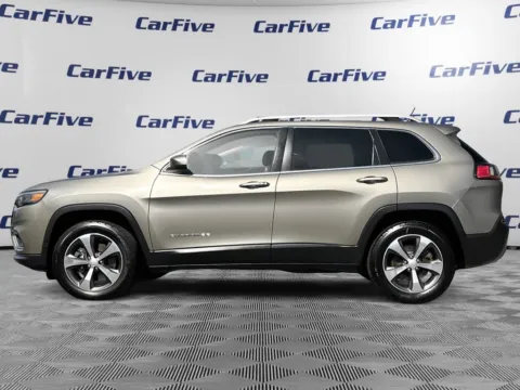 Photos of 2019 Jeep Cherokee Limited for sale in Plaistow, NH at CarFive Plaistow, NH