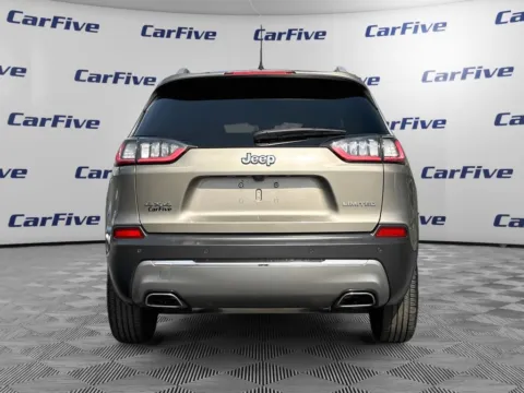 More photos of 2019 Jeep Cherokee Limited at CarFive Plaistow, NH, NH