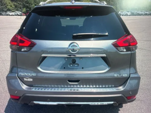 More photos of 2019 Nissan Rogue SL at CarFive Plaistow, NH, NH