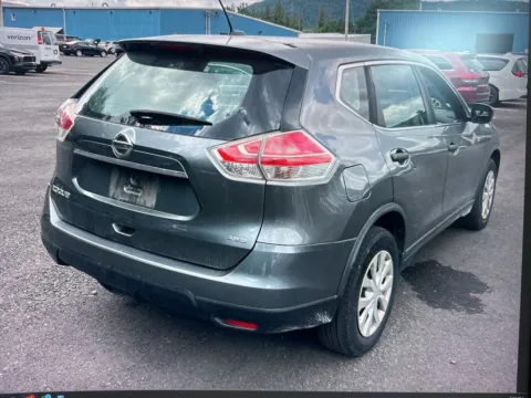 More photos of 2016 Nissan Rogue S at CarFive Plaistow, NH, NH