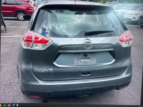 More photos of 2016 Nissan Rogue S at CarFive Plaistow, NH, NH