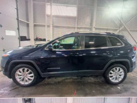 Photos of 2016 Jeep Cherokee Limited for sale in Plaistow, NH at CarFive Plaistow, NH