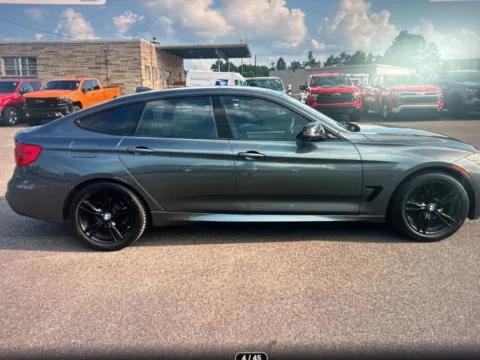 More photos of 2017 BMW 3 Series 330 Gran Turismo i xDrive at CarFive Plaistow, NH, NH