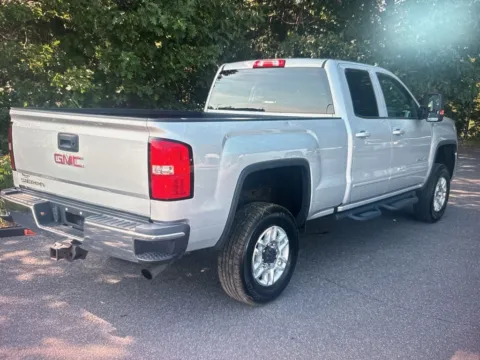 More photos of 2017 GMC Sierra 2500HD SLE at CarFive Plaistow, NH, NH