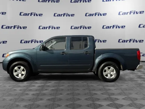 Photos of 2013 Nissan Frontier SV for sale in Plaistow, NH at CarFive Plaistow, NH
