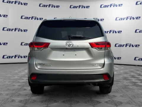 More photos of 2019 Toyota Highlander XLE at CarFive Plaistow, NH, NH