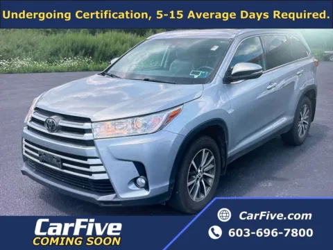 Silver 2019 Toyota Highlander XLE for sale in Plaistow, NH