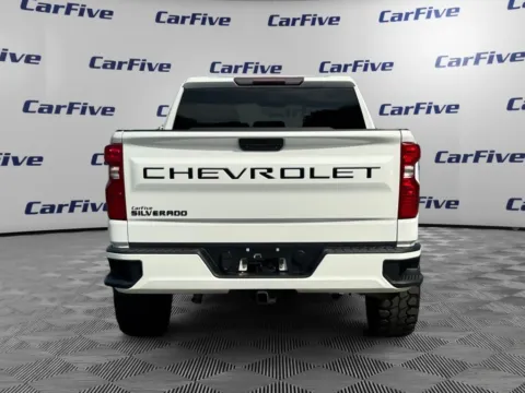 More photos of 2021 Chevrolet Silverado 1500 LT at CarFive Plaistow, NH, NH