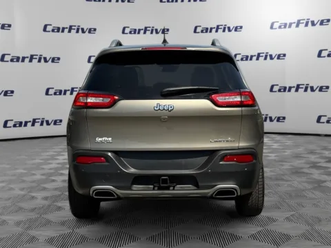 More photos of 2016 Jeep Cherokee Limited at CarFive Plaistow, NH, NH