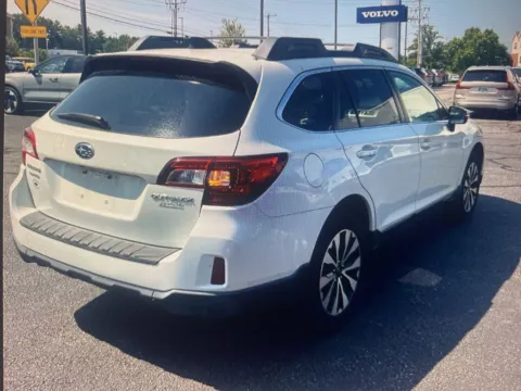 More photos of 2016 Subaru Outback 2.5i at CarFive Plaistow, NH, NH