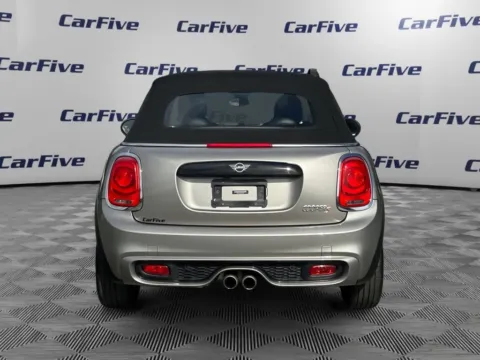 More photos of 2019 MINI Cooper S at CarFive Plaistow, NH, NH
