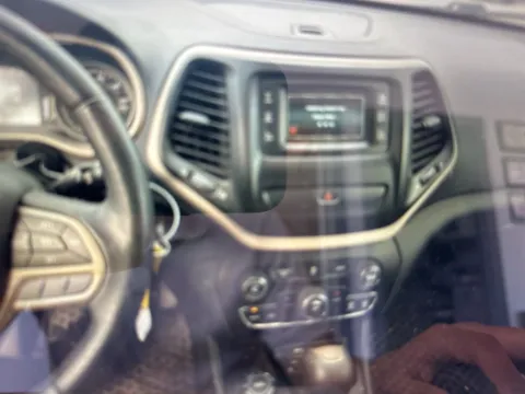 More photos of 2017 Jeep Cherokee Altitude at CarFive Plaistow, NH, NH