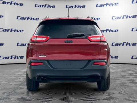 More photos of 2017 Jeep Cherokee Altitude at CarFive Plaistow, NH, NH