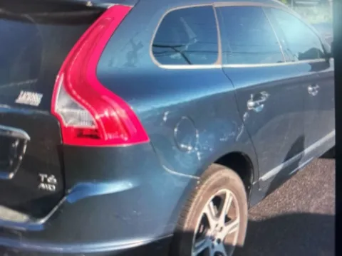 Photos of 2015 Volvo XC60 T6 Platinum for sale in Plaistow, NH at CarFive Plaistow, NH