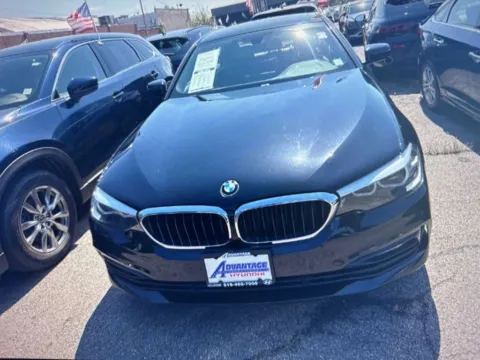 Photos of 2018 BMW 5 Series 530i xDrive for sale in Plaistow, NH at CarFive Plaistow, NH