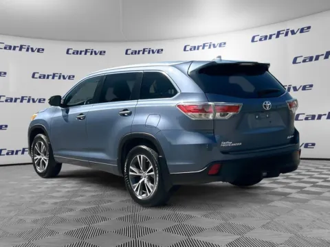 Another view of 2016 Toyota Highlander XLE V6 for sale in Plaistow, NH at CarFive Plaistow, NH