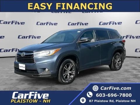 Blue 2016 Toyota Highlander XLE V6 for sale in Plaistow, NH