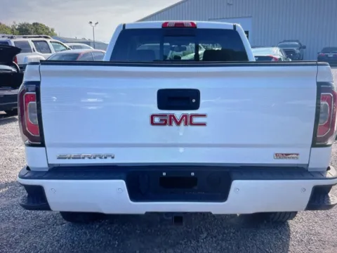 More photos of 2018 GMC Sierra 1500 SLT at CarFive Plaistow, NH, NH