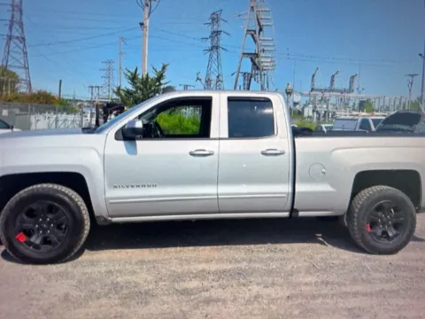 More photos of 2018 Chevrolet Silverado 1500 LT at CarFive Plaistow, NH, NH