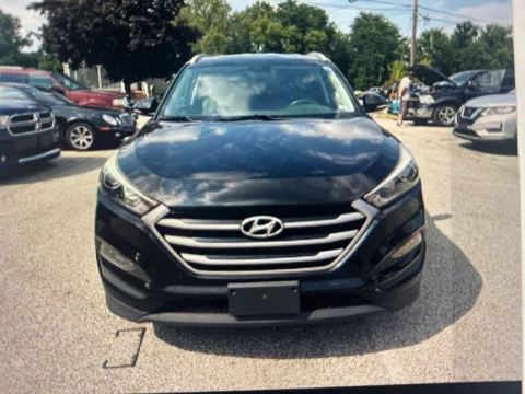 Photos of 2017 Hyundai Tucson SE Plus for sale in Plaistow, NH at CarFive Plaistow, NH