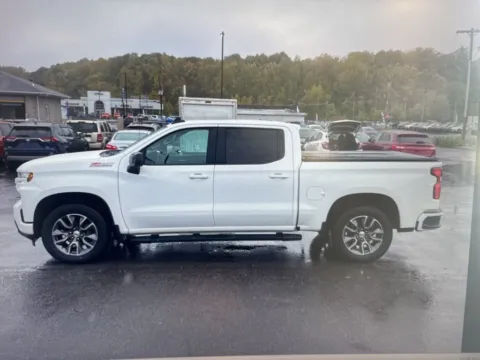 Photos of 2021 Chevrolet Silverado 1500 RST for sale in Plaistow, NH at CarFive Plaistow, NH