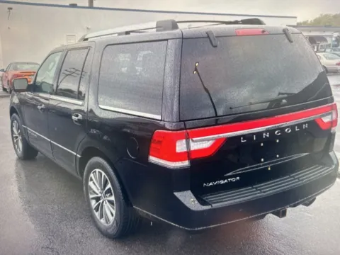 Another view of 2017 Lincoln Navigator Select for sale in Plaistow, NH at CarFive Plaistow, NH