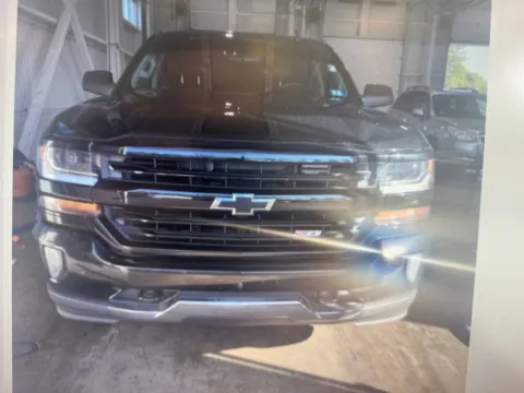 More photos of 2018 Chevrolet Silverado 1500 LT at CarFive Plaistow, NH, NH