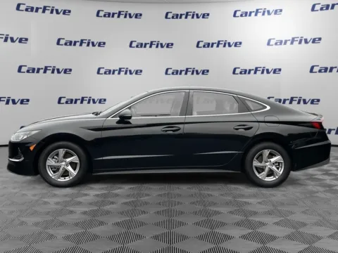 Photos of 2022 Hyundai Sonata SE for sale in Plaistow, NH at CarFive Plaistow, NH