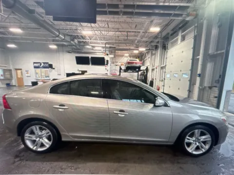 More photos of 2015 Volvo S60 T5 Premier Plus at CarFive Plaistow, NH, NH