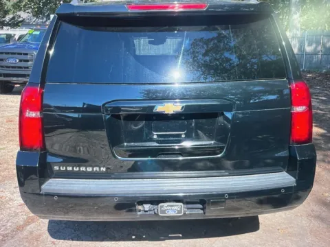 More photos of 2019 Chevrolet Suburban LT at CarFive Plaistow, NH, NH