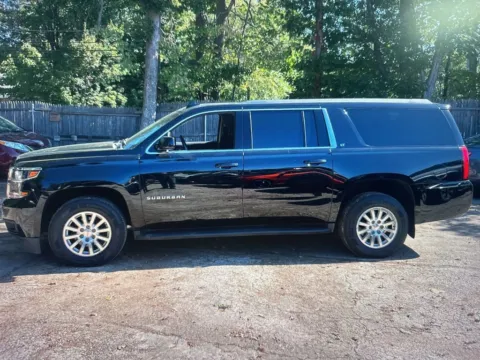 Photos of 2019 Chevrolet Suburban LT for sale in Plaistow, NH at CarFive Plaistow, NH