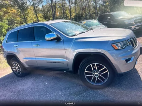 More photos of 2018 Jeep Grand Cherokee Limited at CarFive Plaistow, NH, NH