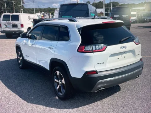 Another view of 2019 Jeep Cherokee Limited for sale in Plaistow, NH at CarFive Plaistow, NH