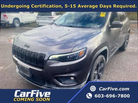 Gray 2019 Jeep Cherokee Altitude for sale in Plaistow, NH
