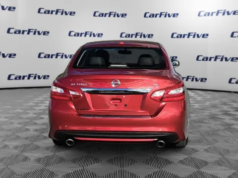 More photos of 2016 Nissan Altima 2.5 SL at CarFive Plaistow, NH, NH