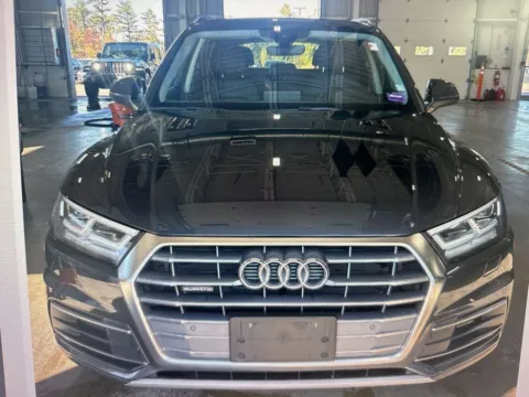 More photos of 2019 Audi Q5 2.0T Premium Plus at CarFive Plaistow, NH, NH