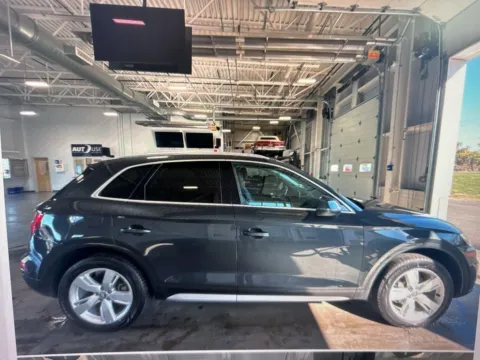 More photos of 2019 Audi Q5 2.0T Premium Plus at CarFive Plaistow, NH, NH