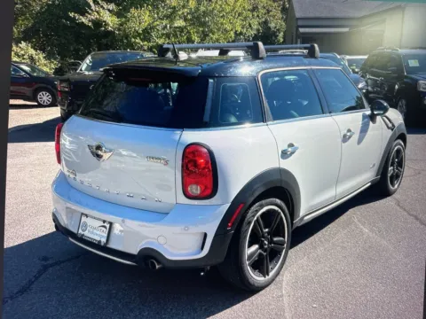 More photos of 2016 MINI Cooper S Countryman at CarFive Plaistow, NH, NH