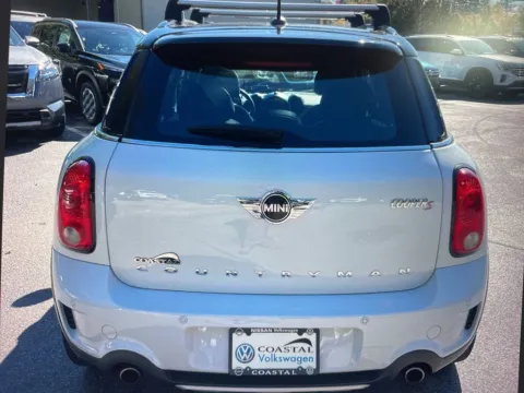 More photos of 2016 MINI Cooper S Countryman at CarFive Plaistow, NH, NH