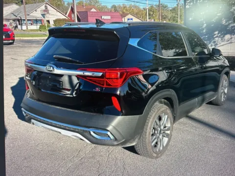 More photos of 2021 Kia Seltos S at CarFive Plaistow, NH, NH