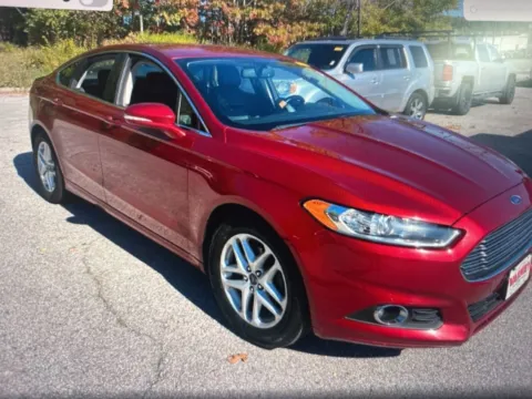 Another view of 2014 Ford Fusion SE for sale in Plaistow, NH at CarFive Plaistow, NH