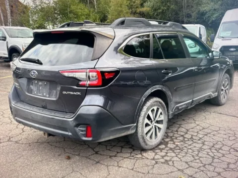 More photos of 2020 Subaru Outback Premium at CarFive Plaistow, NH, NH