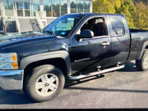 Photos of 2012 Chevrolet Silverado 1500 LT for sale in Plaistow, NH at CarFive Plaistow, NH