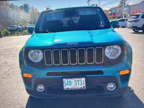 More photos of 2021 Jeep Renegade Latitude at CarFive Plaistow, NH, NH