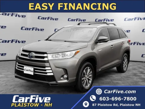 Gray 2019 Toyota Highlander Hybrid XLE for sale in Plaistow, NH