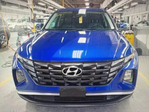 Photos of 2023 Hyundai Tucson SEL for sale in Plaistow, NH at CarFive Plaistow, NH