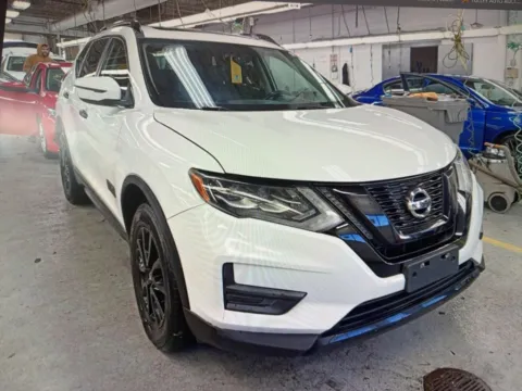 More photos of 2017 Nissan Rogue SV at CarFive Plaistow, NH, NH