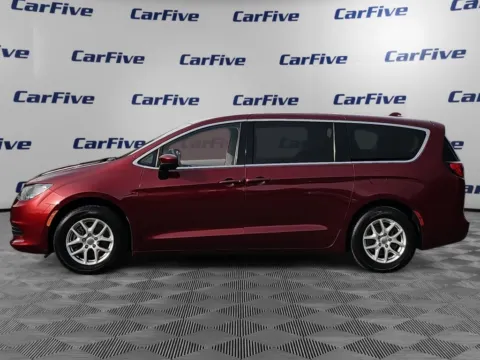 More photos of 2017 Chrysler Pacifica Touring at CarFive Plaistow, NH, NH